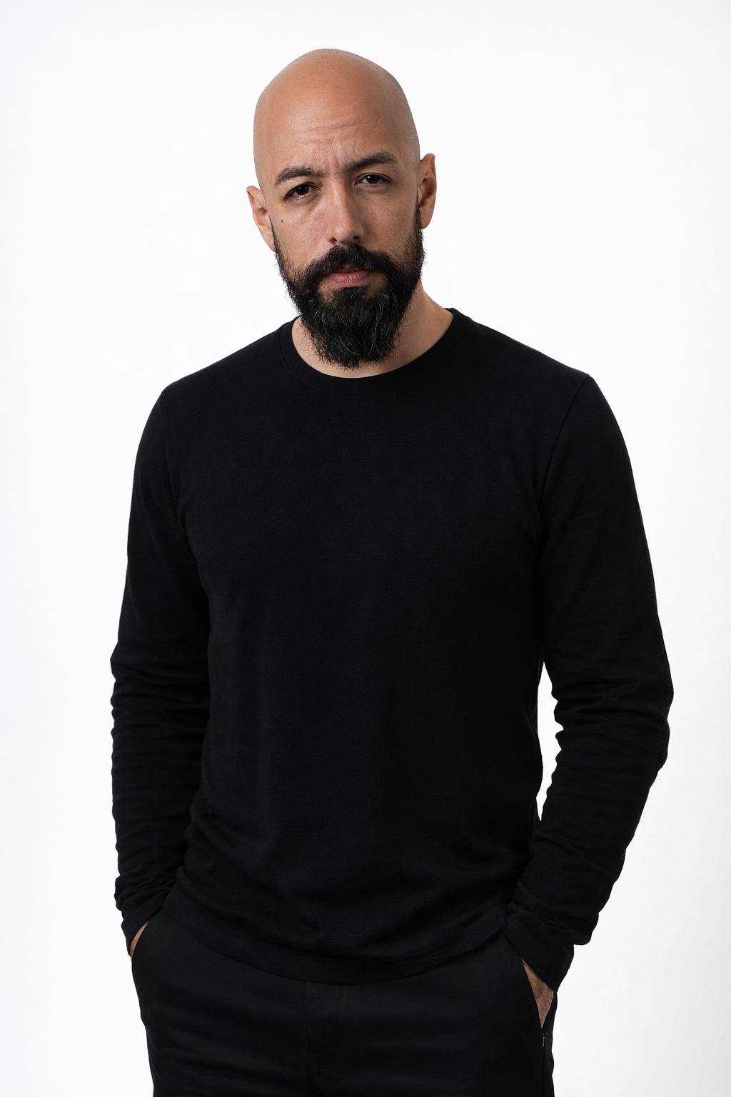 Carlos Rizki - Staff MEN WORKING